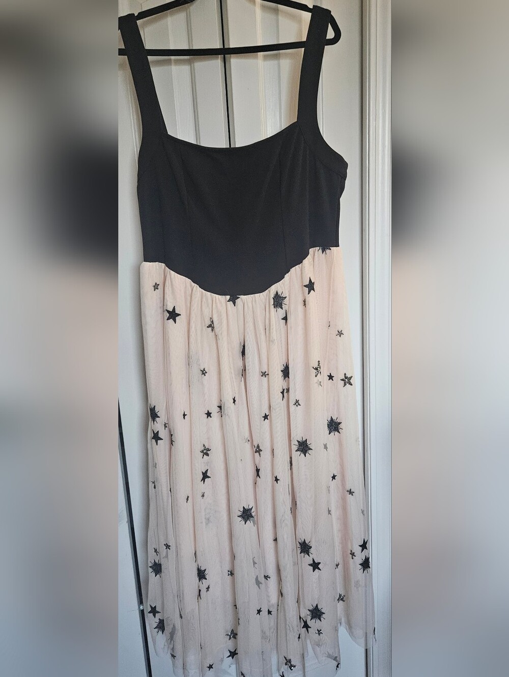 NWT Maeve Black Bodice Tulle Skirt with Black Star Appliqué Maxi Dress